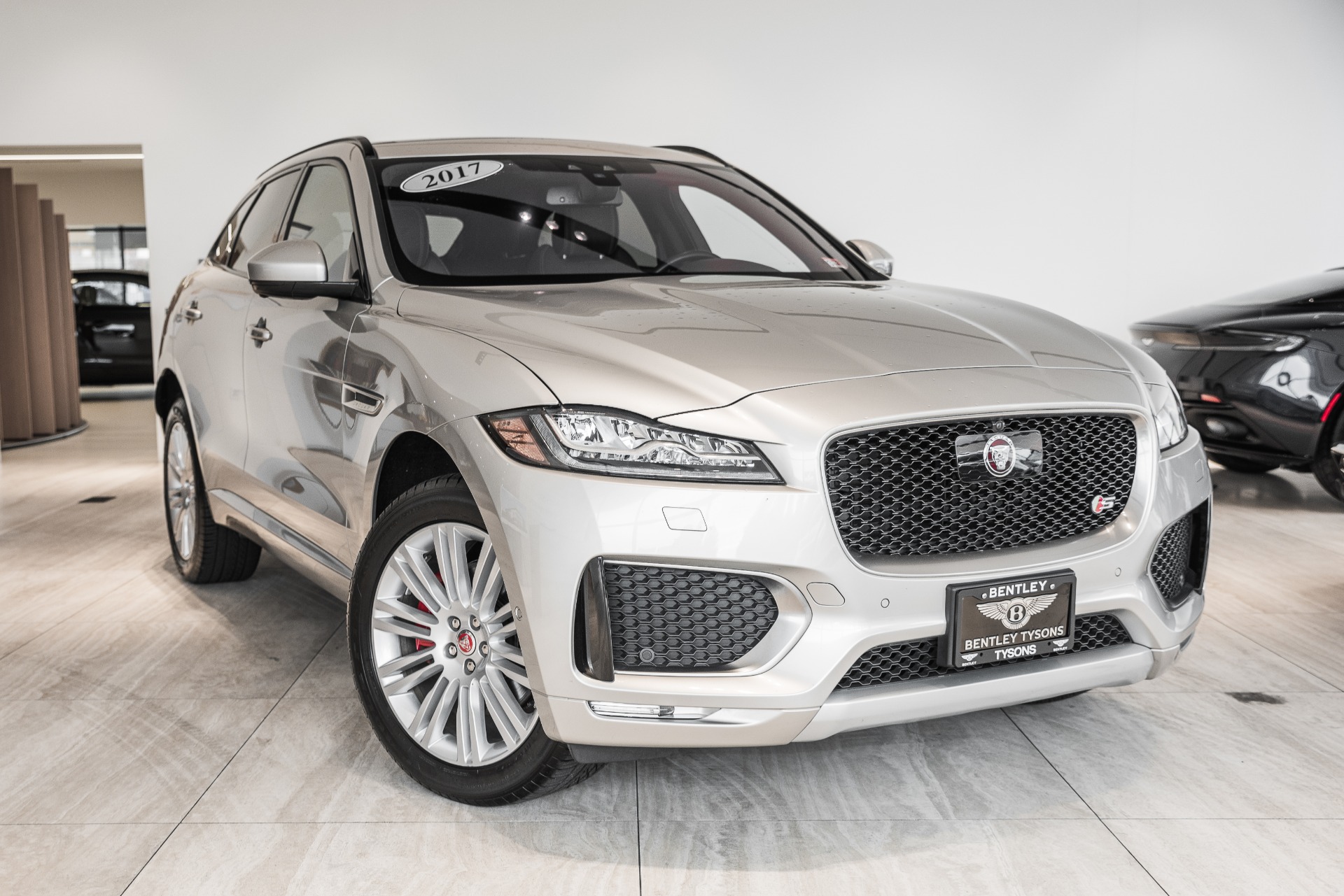 Certified Pre-Owned 2023 Jaguar F-PACE P250 S 4D Sport Utility in