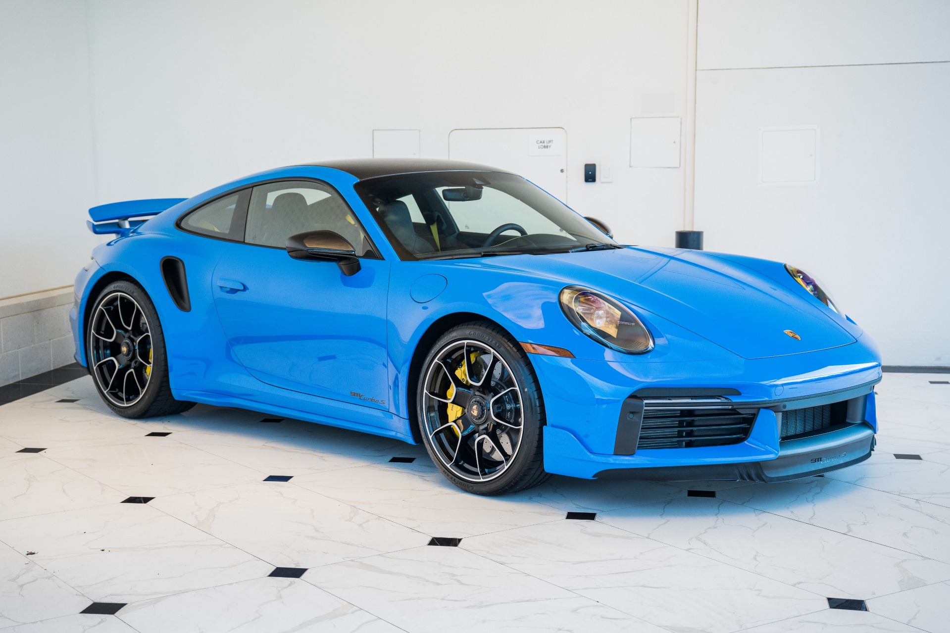 2024 Porsche 911 Turbo Review, Pricing, and Specs